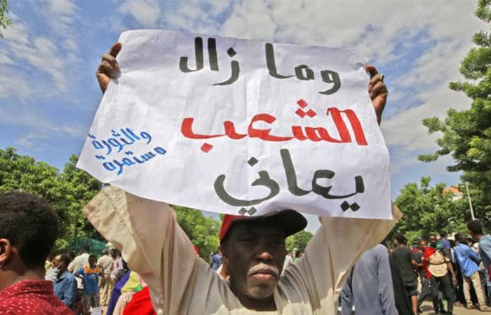 أزمة جديدة بين المدنيين والعسكريين في السودان؟!