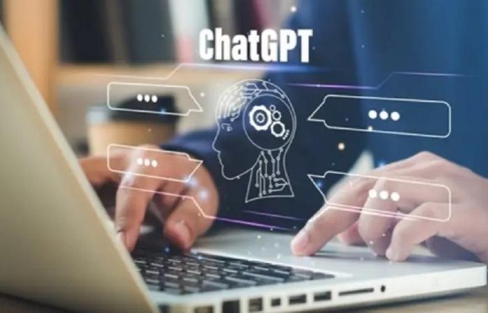 مئات الشركات تستبدل بعض موظفيها بتطبيق “ChatGPT”